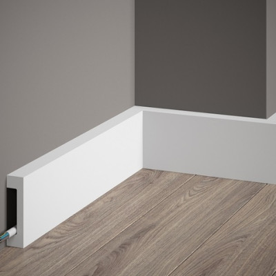 Плинтус напольный Декомастер D157