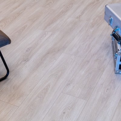 Ламинат Ideal ID04960 Дуб Сэднесс ENIGMA